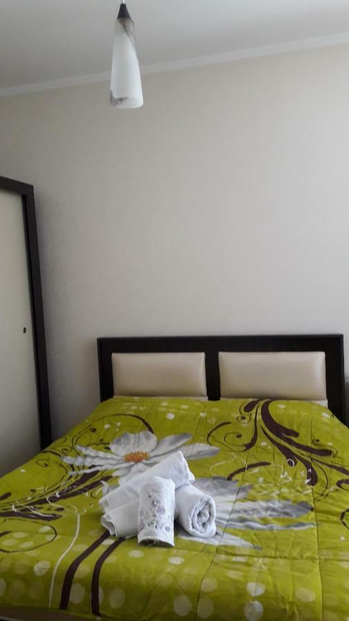 Apartament In The Centre Batoemi Buitenkant foto